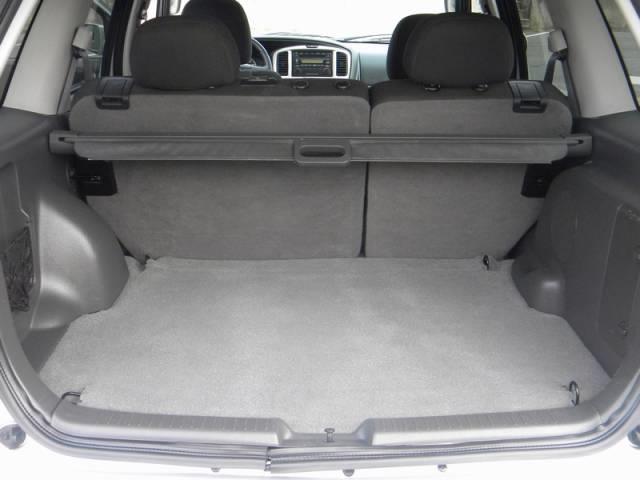 Mazda Tribute 2005 photo 22