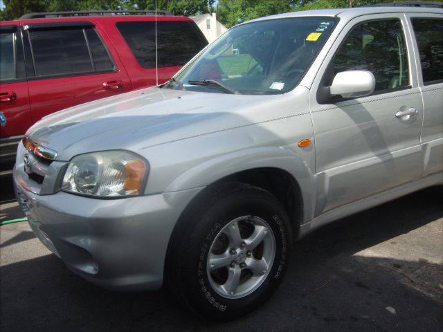 Mazda Tribute 2005 photo 2