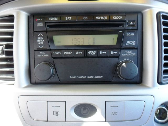 Mazda Tribute 2005 photo 9