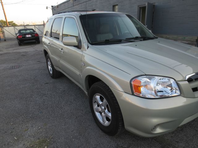 Mazda Tribute 2005 photo 1