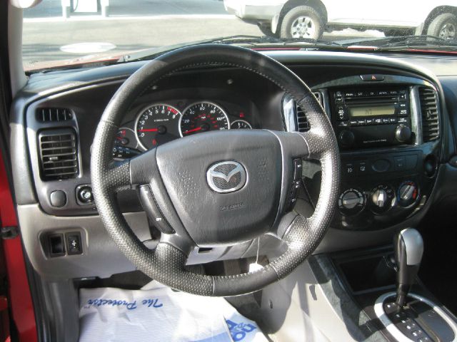 Mazda Tribute 2005 photo 19