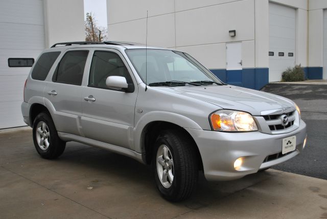 Mazda Tribute 2005 photo 2