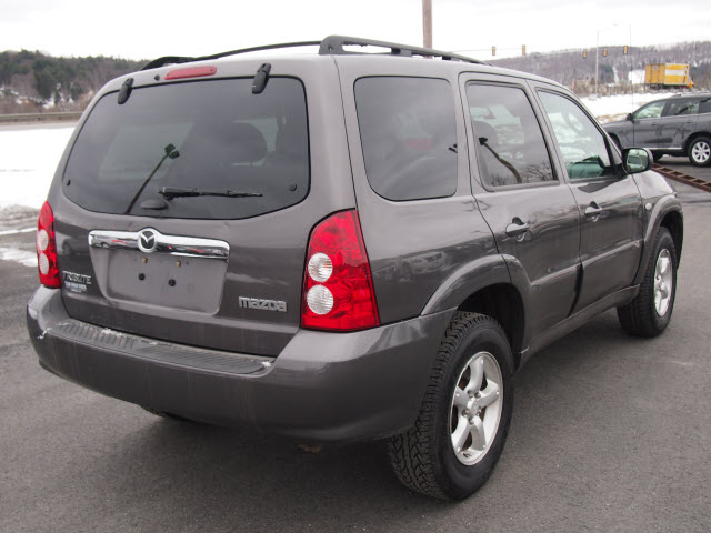 Mazda Tribute 2005 photo 4