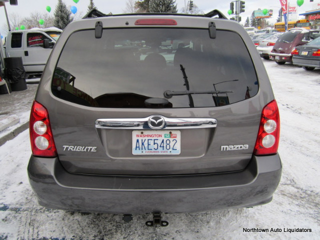 Mazda Tribute 2005 photo 1