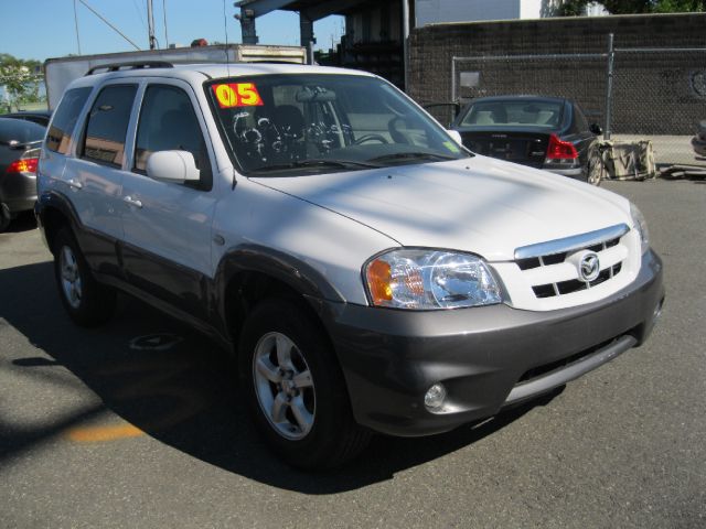 Mazda Tribute 2005 photo 3