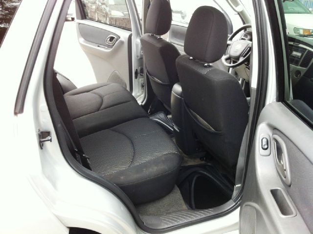 Mazda Tribute 2006 photo 8