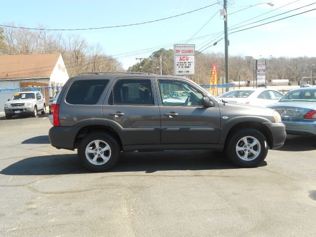 Mazda Tribute 2006 photo 1