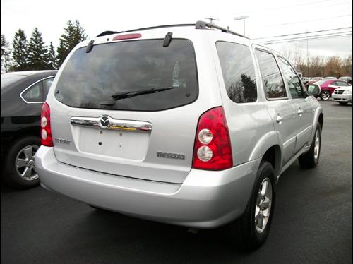 Mazda Tribute 2006 photo 1