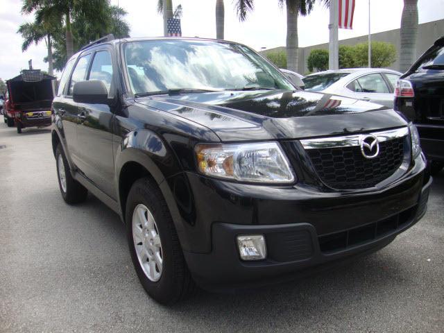 Mazda Tribute 2010 photo 2