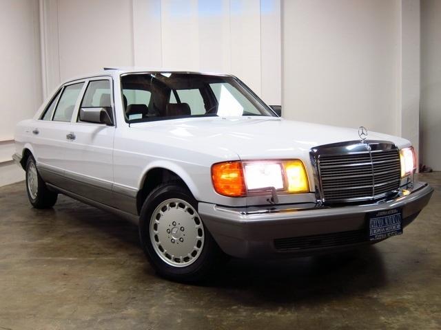 Mercedes-Benz 300 King Ranch W-dvd Sedan