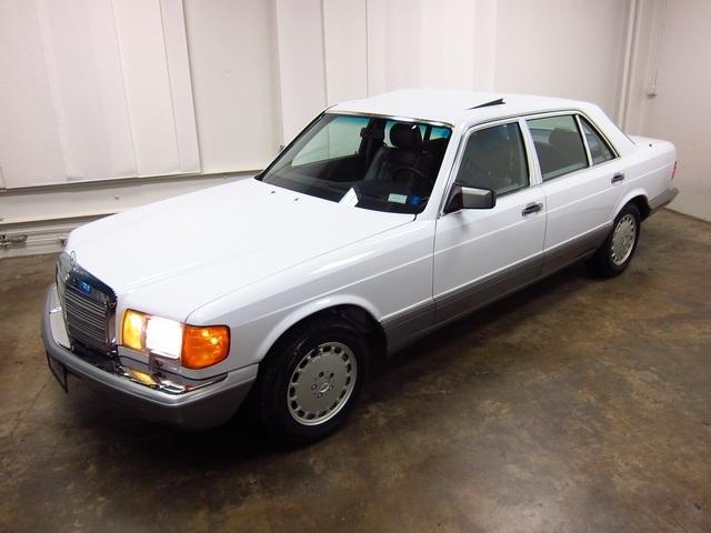 Mercedes-Benz 300 1987 photo 3