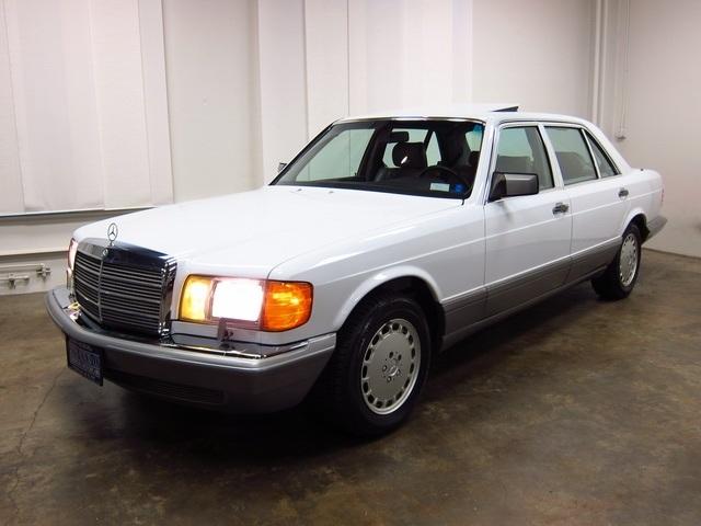 Mercedes-Benz 300 1987 photo 4