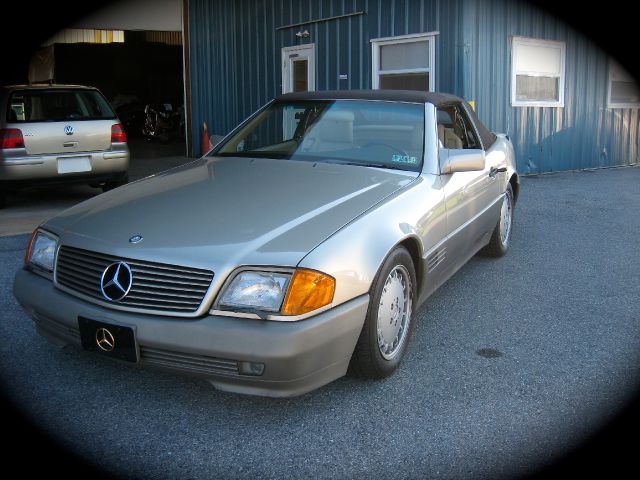 Mercedes-Benz 300 1990 photo 1