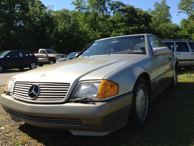 Mercedes-Benz 300 1990 photo 2