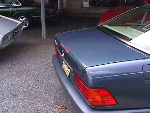 Mercedes-Benz 300 1993 photo 2