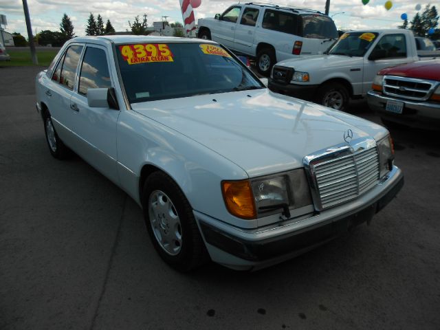 Mercedes-Benz 400 1992 photo 1