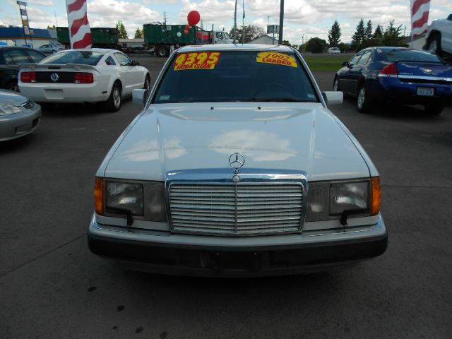 Mercedes-Benz 400 1992 photo 2