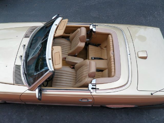 Mercedes-Benz 560 1986 photo 21