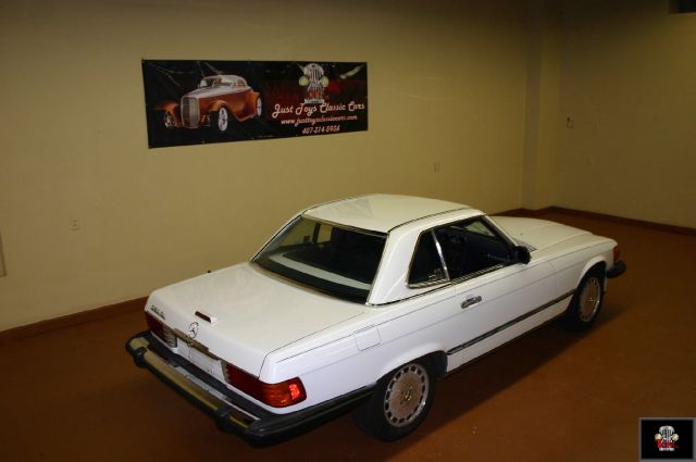 Mercedes-Benz 560 1989 photo 2