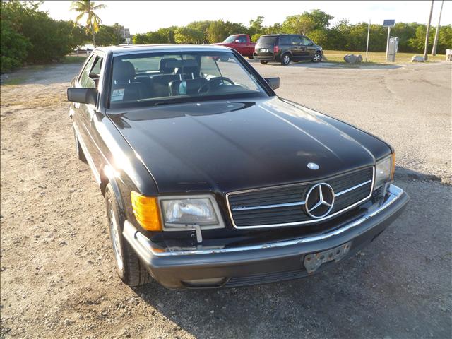 Mercedes-Benz 560 1989 photo 1