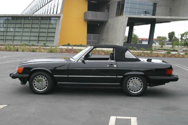 Mercedes-Benz 560 1989 photo 3