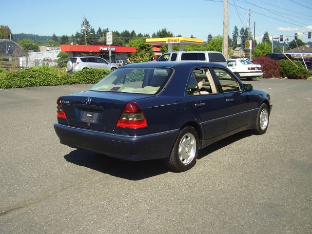 Mercedes-Benz C-Class 1999 photo 4