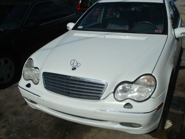 Mercedes-Benz C-Class 2001 photo 4