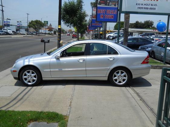 Mercedes-Benz C-Class 2001 photo 3