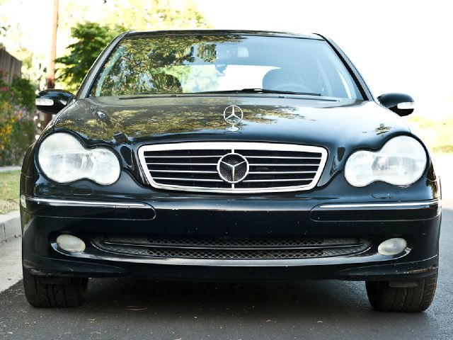 Mercedes-Benz C-Class 2001 photo 12