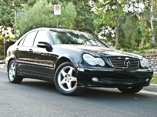 Mercedes-Benz C-Class 2001 photo 14