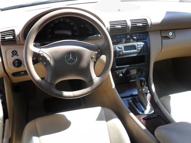 Mercedes-Benz C-Class 2001 photo 1