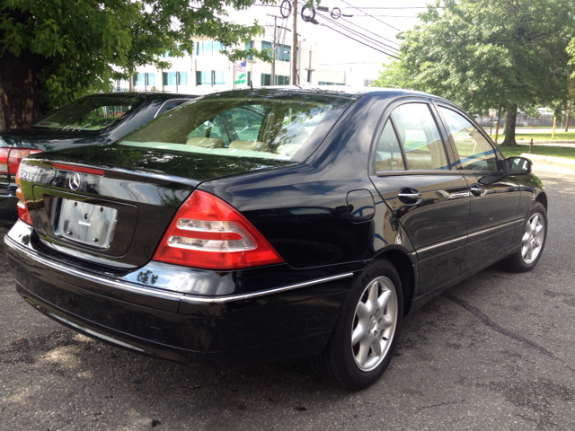 Mercedes-Benz C-Class 2001 photo 4