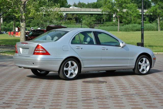 Mercedes-Benz C-Class 2001 photo 2