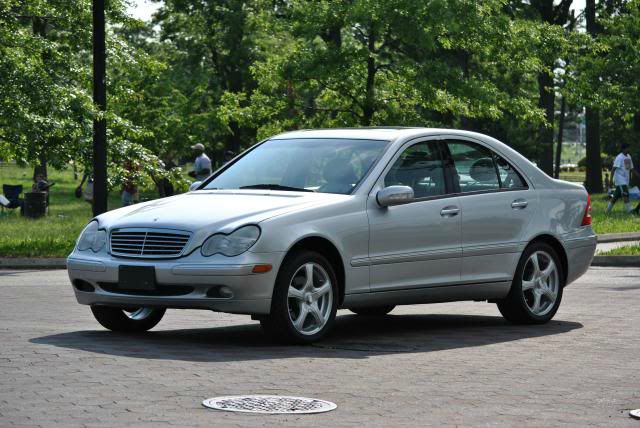 Mercedes-Benz C-Class 2001 photo 4