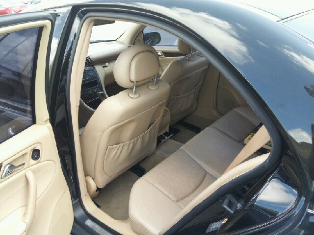 Mercedes-Benz C-Class 2001 photo 1