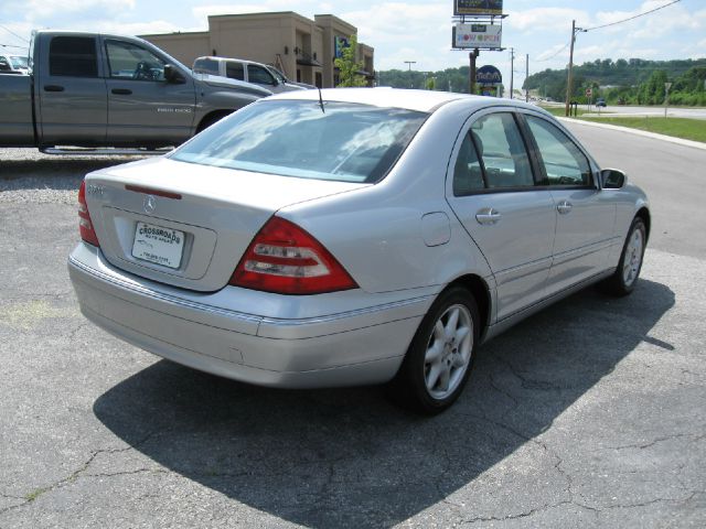 Mercedes-Benz C-Class 2001 photo 7