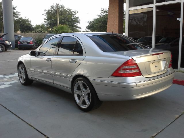 Mercedes-Benz C-Class 2001 photo 1