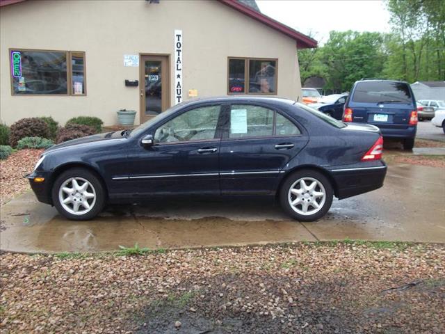 Mercedes-Benz C-Class 2001 photo 4