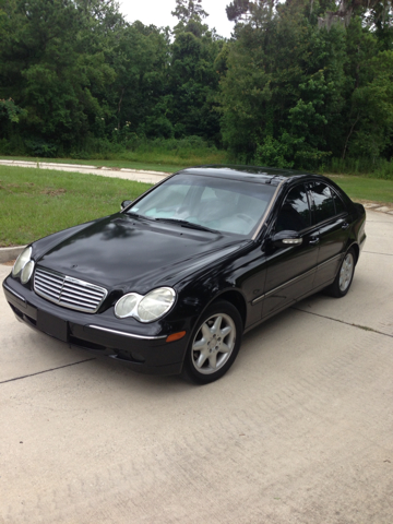 Mercedes-Benz C-Class 2001 photo 2