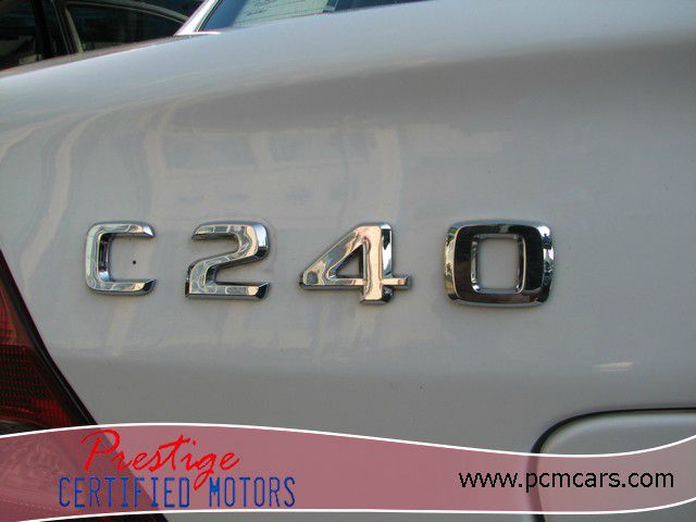 Mercedes-Benz C-Class 2001 photo 15