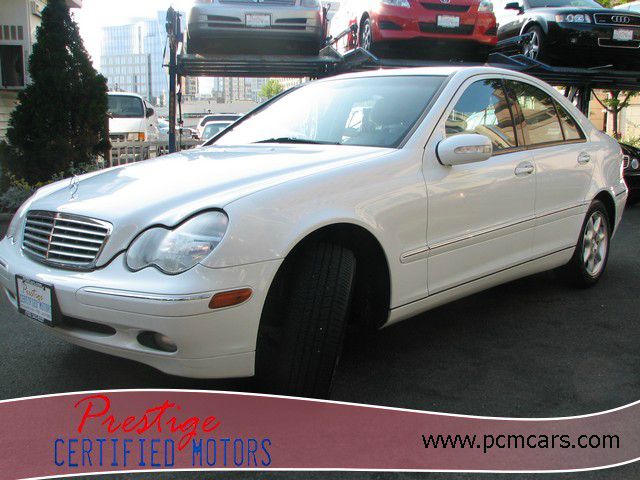 Mercedes-Benz C-Class 2001 photo 24