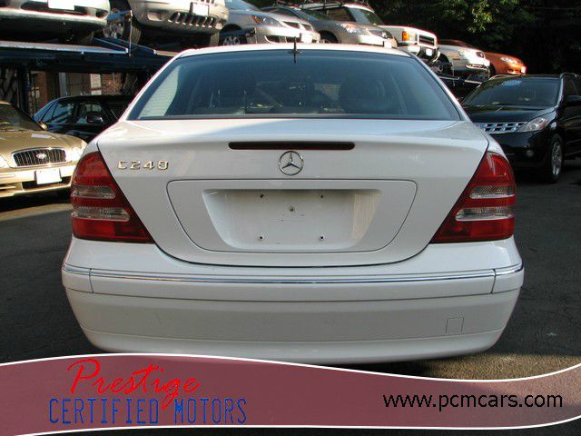 Mercedes-Benz C-Class 2001 photo 27