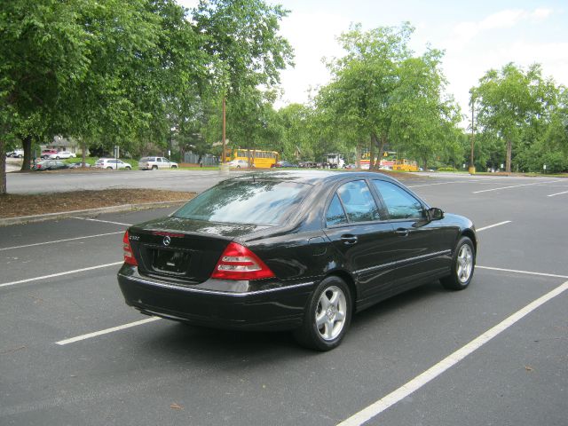 Mercedes-Benz C-Class 2002 photo 4