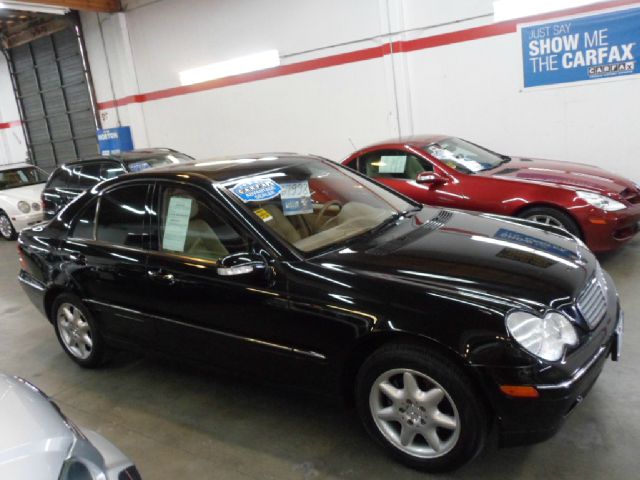 Mercedes-Benz C-Class 2002 photo 1