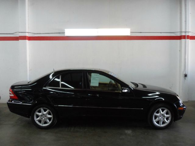 Mercedes-Benz C-Class 2002 photo 4