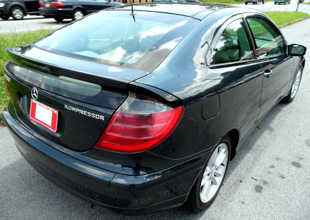 Mercedes-Benz C-Class 2002 photo 3