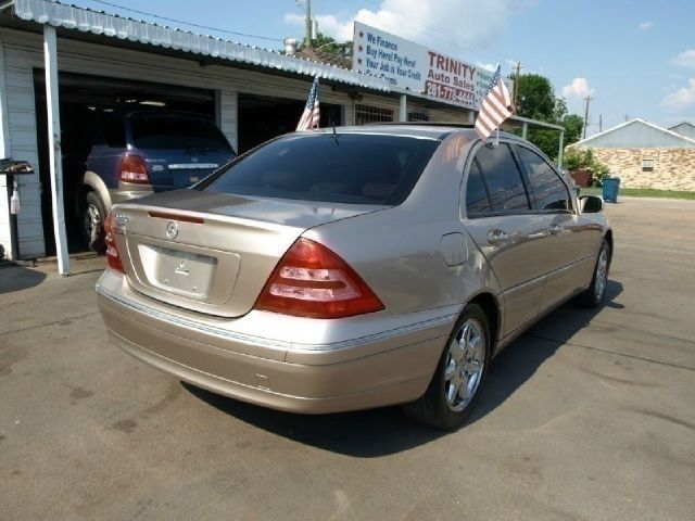 Mercedes-Benz C-Class 2002 photo 16