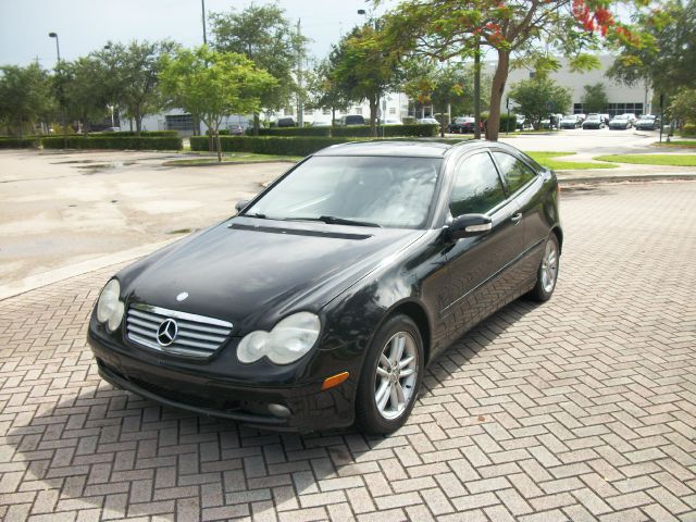 Mercedes-Benz C-Class 2002 photo 4