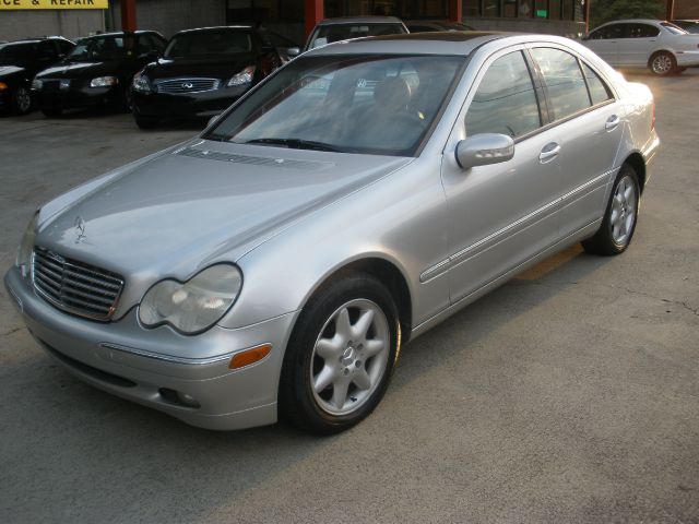 Mercedes-Benz C-Class 2002 photo 1