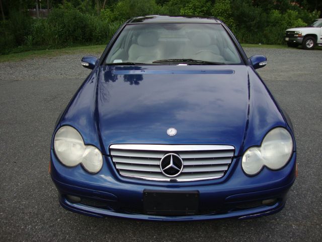 Mercedes-Benz C-Class 2002 photo 1